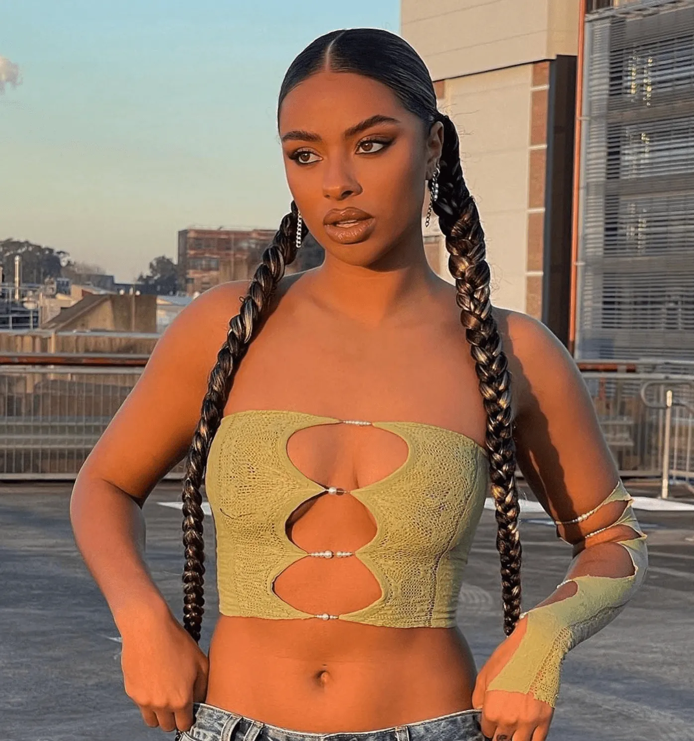 Bethan Jaye Roberts - Green Top with Sleeve