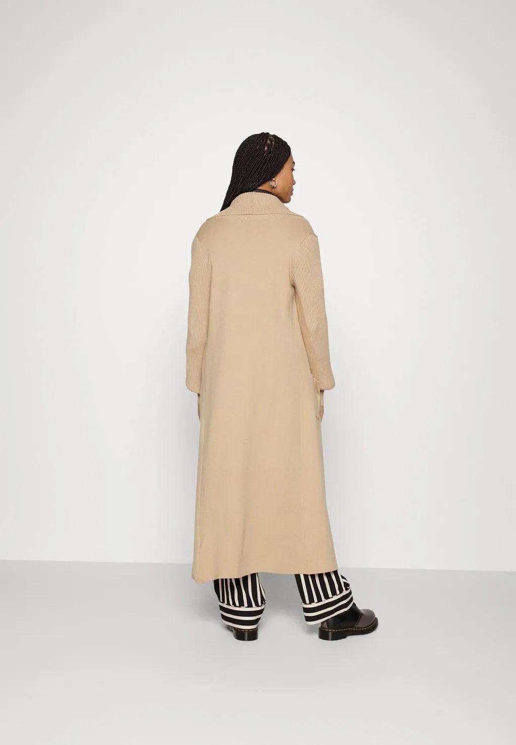Cardigan LASCANA, brown