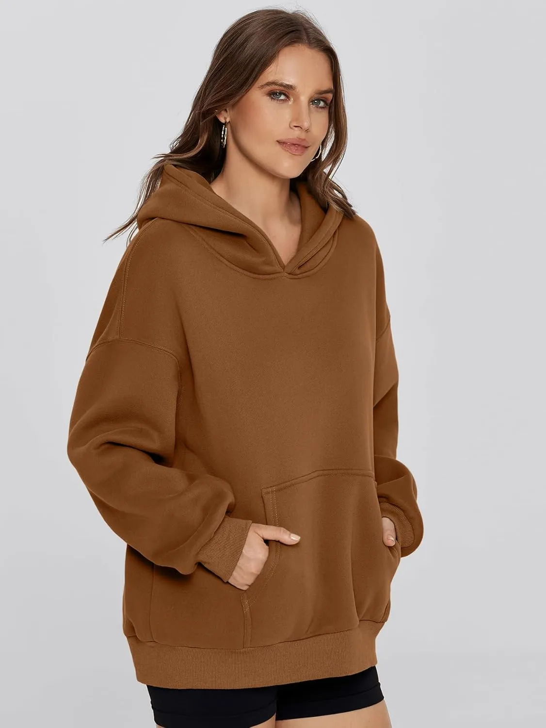 Glamaker Women's Oversized Essentials Hoodies Fleece Sweatshirts Fall Long Sleeve Sweater Pullover Hoodie With Pocket