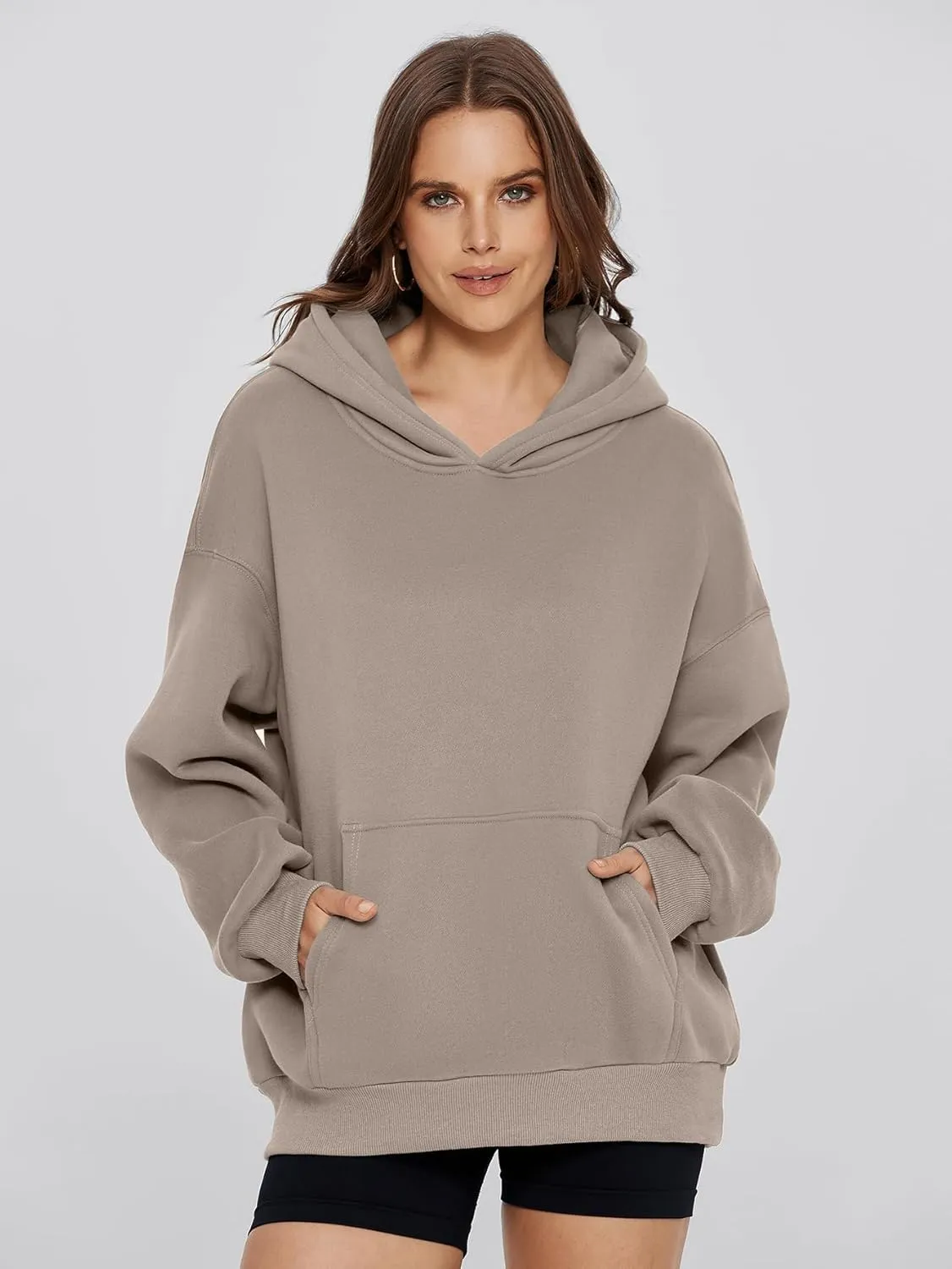 Glamaker Women's Oversized Essentials Hoodies Fleece Sweatshirts Fall Long Sleeve Sweater Pullover Hoodie With Pocket