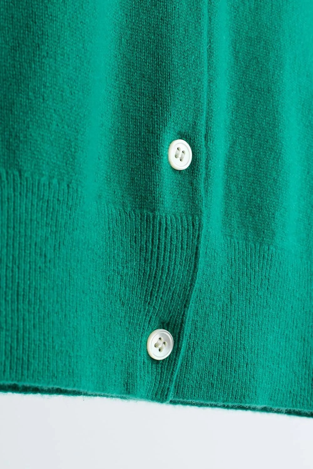 JENNIE LIU Women's 100% Cashmere Button Front Long Sleeve Crewneck Cardigan Sweater