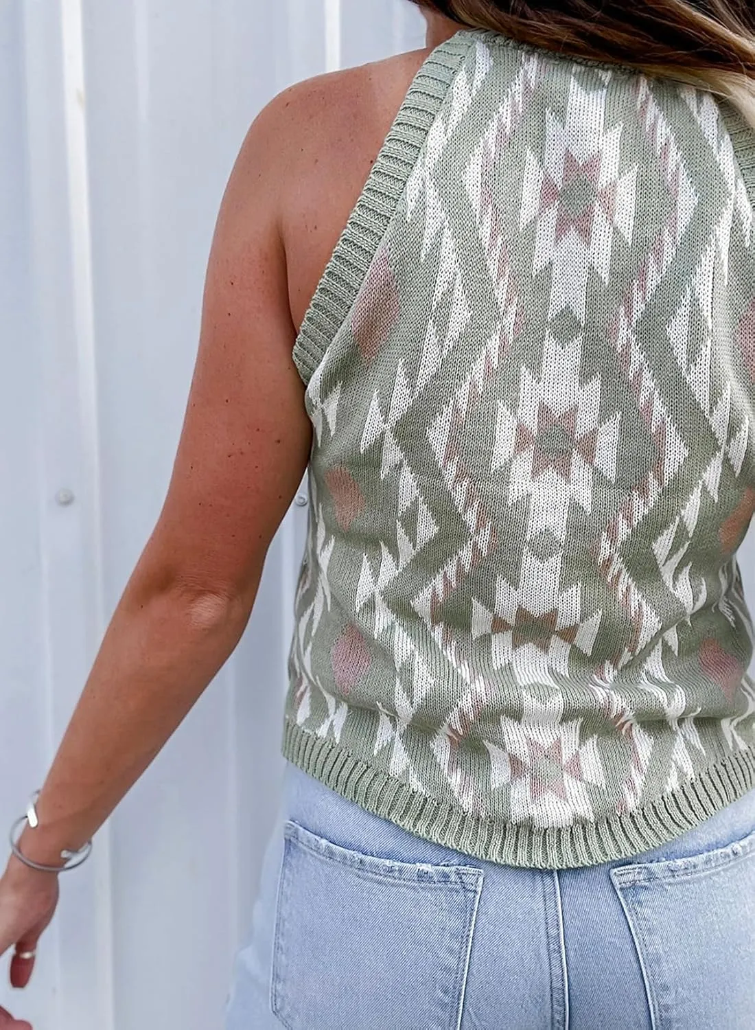 MARZXIN Women Sleeveless Sweater Tank Round Neck Casual Aztec Geometric Knit Sweater Top